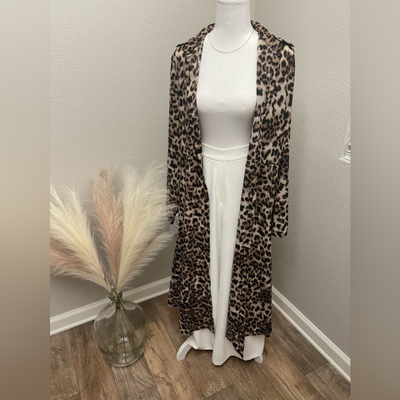 Multi Universal Leopard Print Cardigan/ Dress - Picture 3 of 8